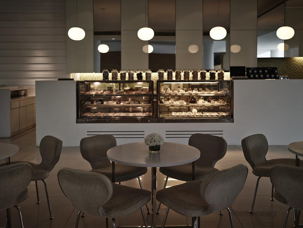 Hotel Pullman Kuching Exteriér fotografie 3D rendering of a restaurant