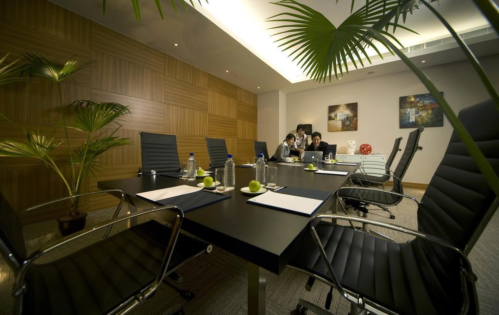 Hotel Pullman Kuching Zařízení fotografie Meeting room at the hotel